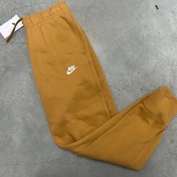 Nike men Tan Joggers - Picture 1 of 5